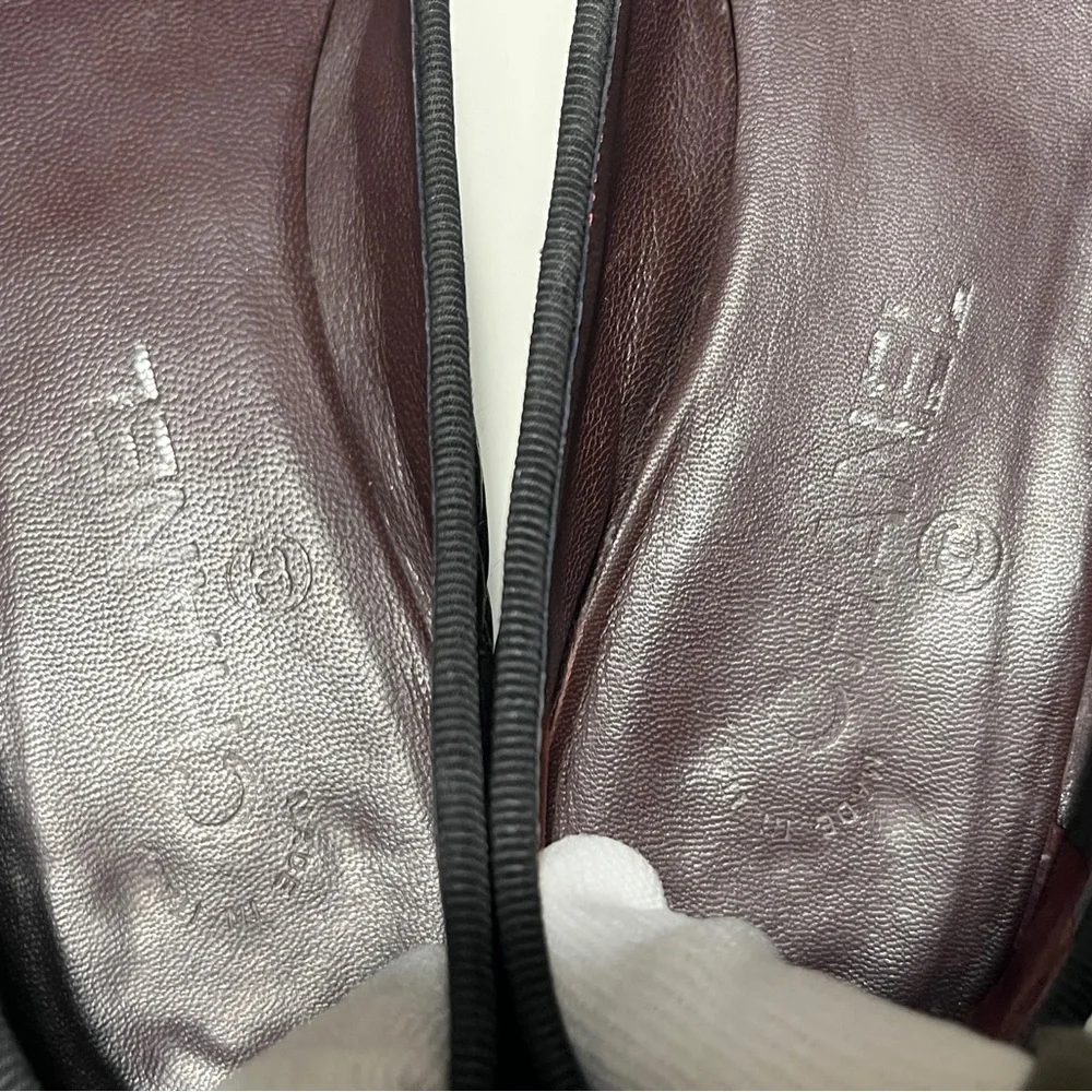 CHANEL Black Quilted Leather CC Logo Ballet Flats